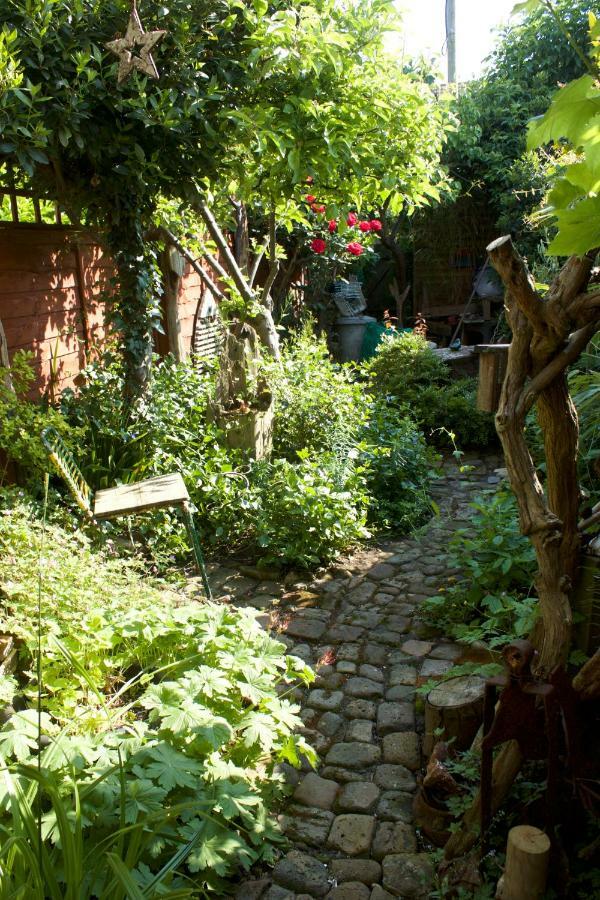 Whitstable Tree House Retreat Villa Exterior foto